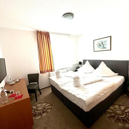 Dua Hotel Wennigsen Eksteriør bilde