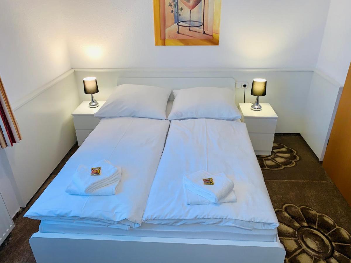 Dua Hotel Wennigsen Eksteriør bilde