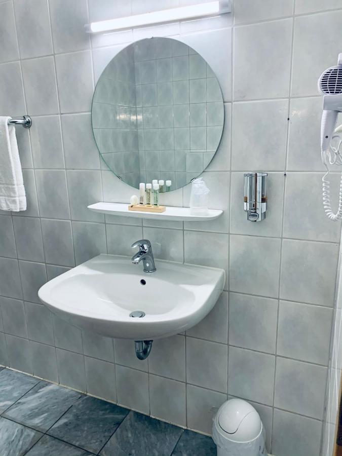 Dua Hotel Wennigsen Eksteriør bilde