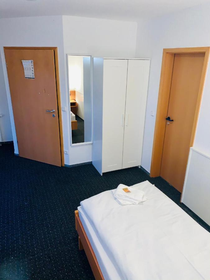 Dua Hotel Wennigsen Eksteriør bilde
