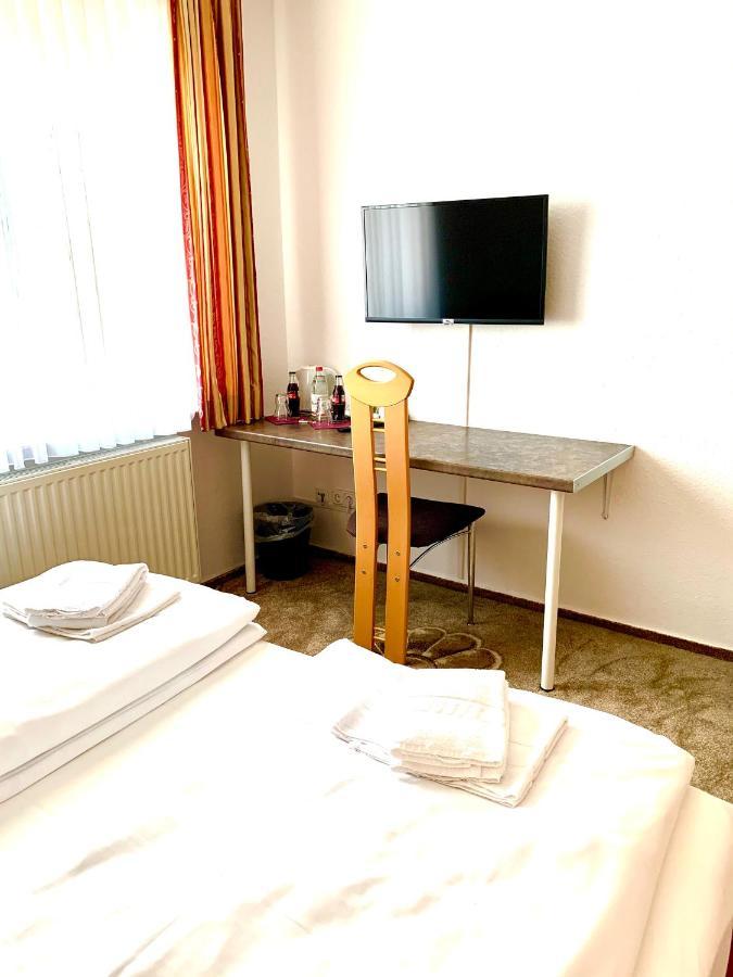 Dua Hotel Wennigsen Eksteriør bilde